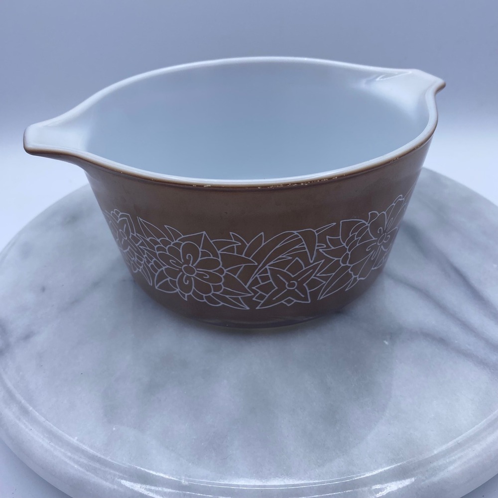 Pyrex 1 Pint Woodland Brown Floral Cinderella Casserole Bowl 473-B Vintage MCM